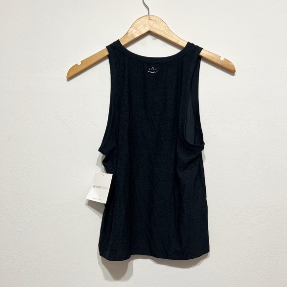 NEW Beyond Yoga Featherweight Rebalance Sleeveless Crew Neck Tank Darkest Night - Picture 4 of 4